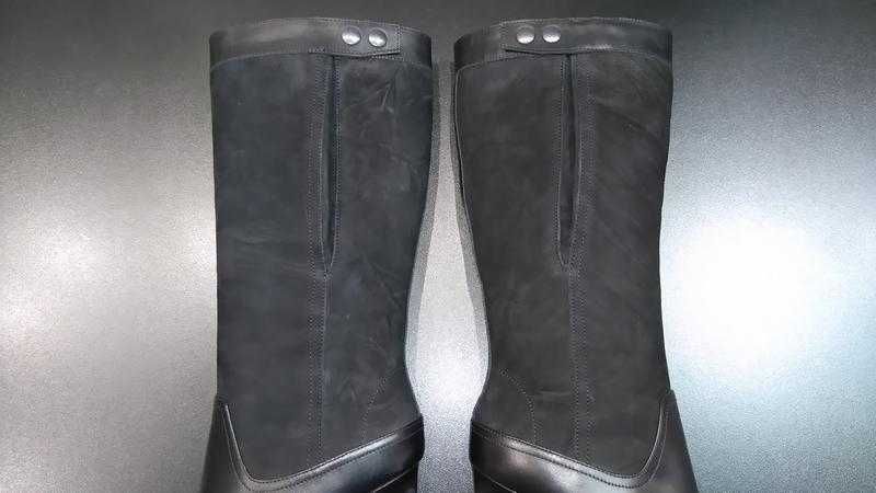 Шикарні шкіряні чоботи & other stories /швеція/