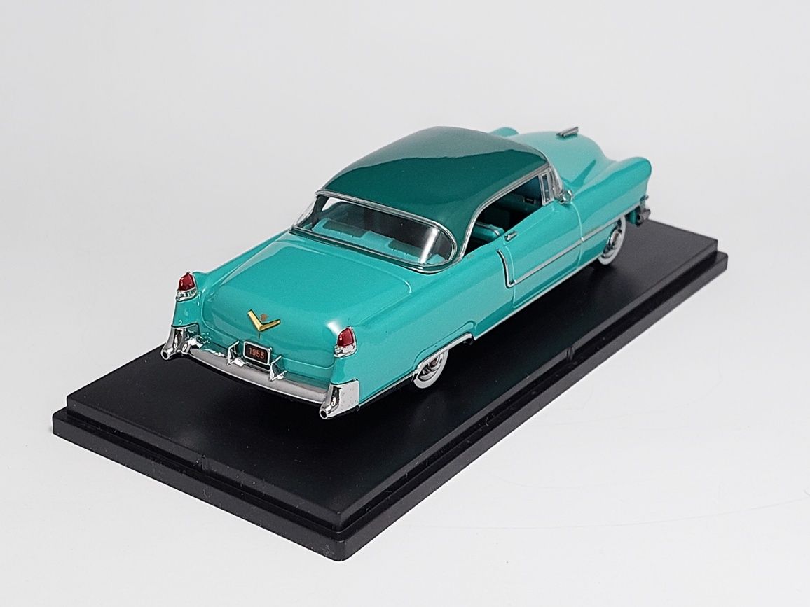 (GFCC) 1:43 1955 Cadillac Coupe Deville масштабна модель