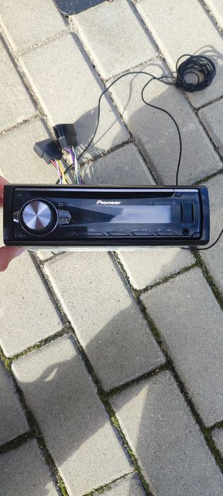 Radioodtwarzacz samochodowy Pioneer DEH-S5000BT