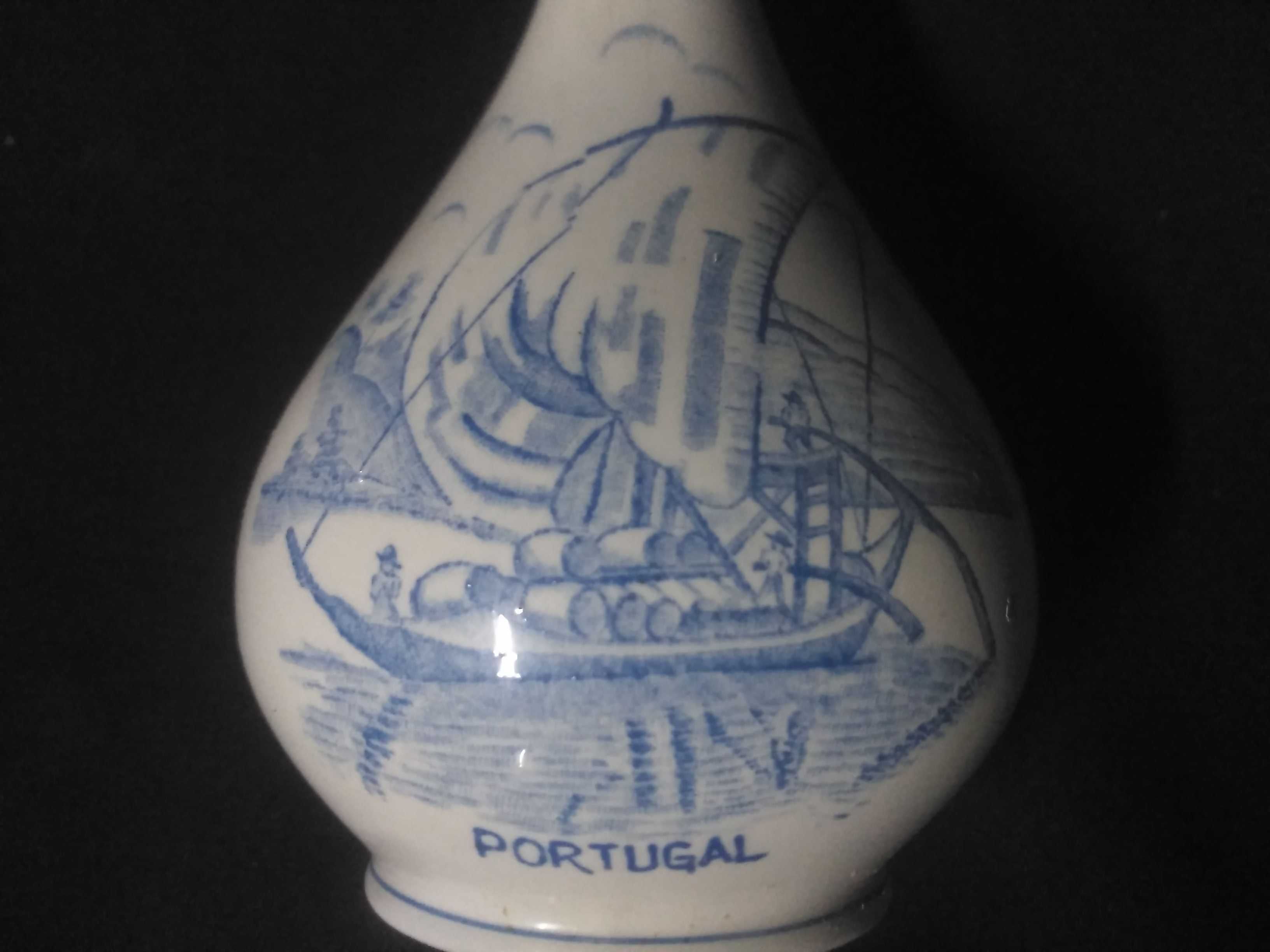 Sacavém - Garrafa encomenda para a Real Vinícula