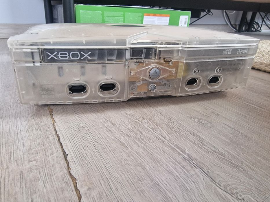 Konsola XBOX Classic Crystal Edition oryginalny stan, pad,