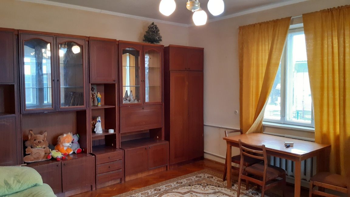 Продаж житлового будинку. Смт.Отинія. Неподалік Івано-Франківська .