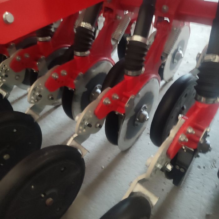 Продам Сівалку зернову нова.4метра.