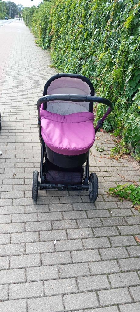 Sprzedam wózek 2w1