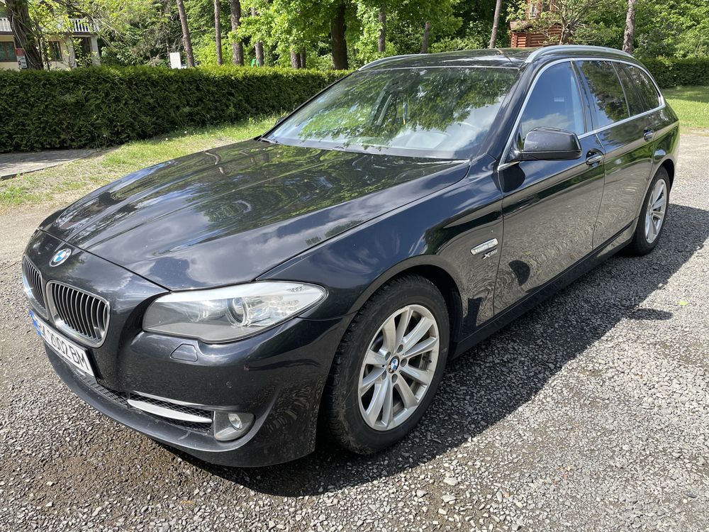 BMW 530 2011 рік максимальна комплектація