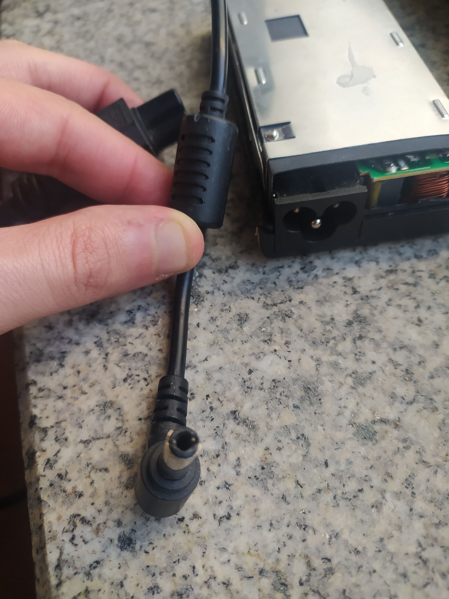 Carregador AC Adapter Computador Toshiba (peças ou arranjo)