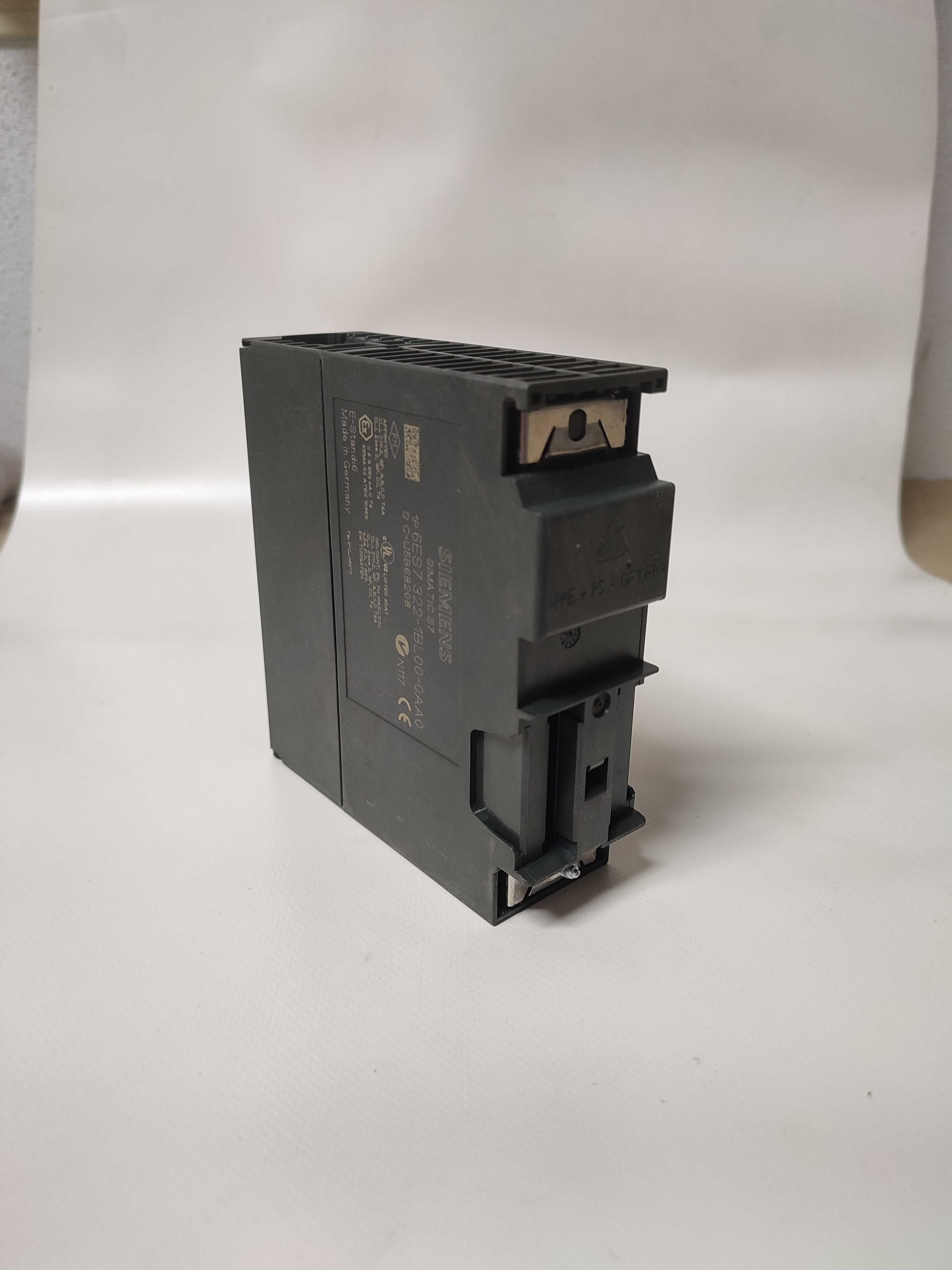 Siemens Simatic 6ES7 322-1BL00-0AA0 Digital Output Module