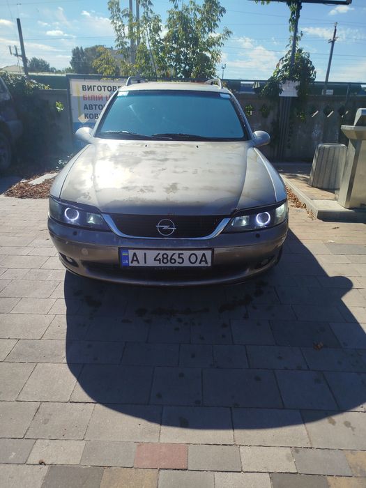 Продам Опель вектра б 1.8