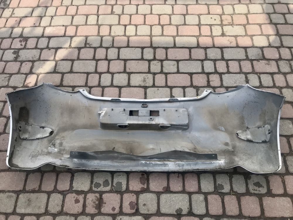 Задній бампер Пежо 107 07-13 Toyota AYGO 06-13