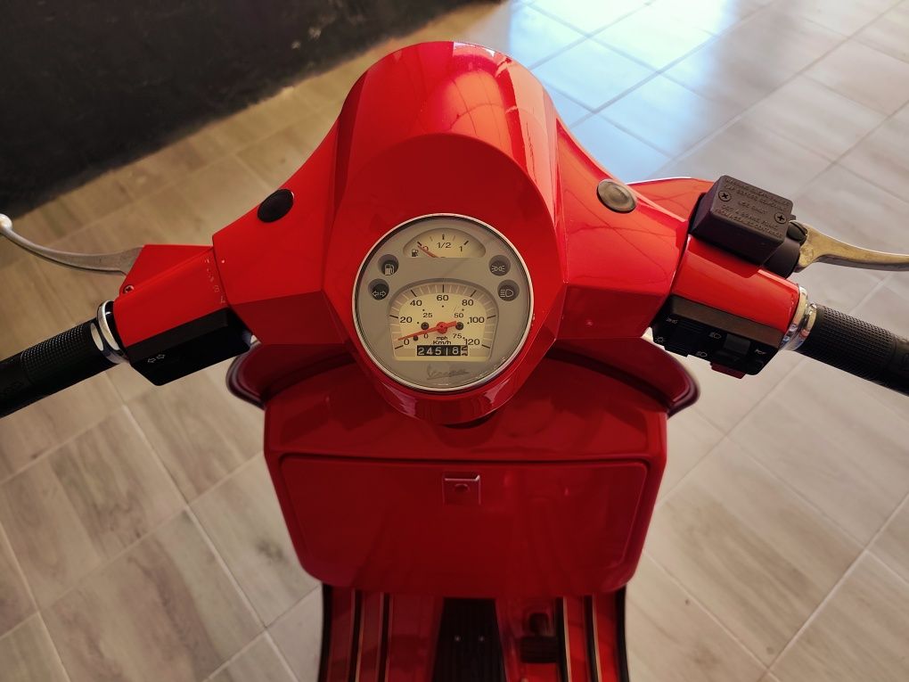 Piaggio Vespa 125 PX