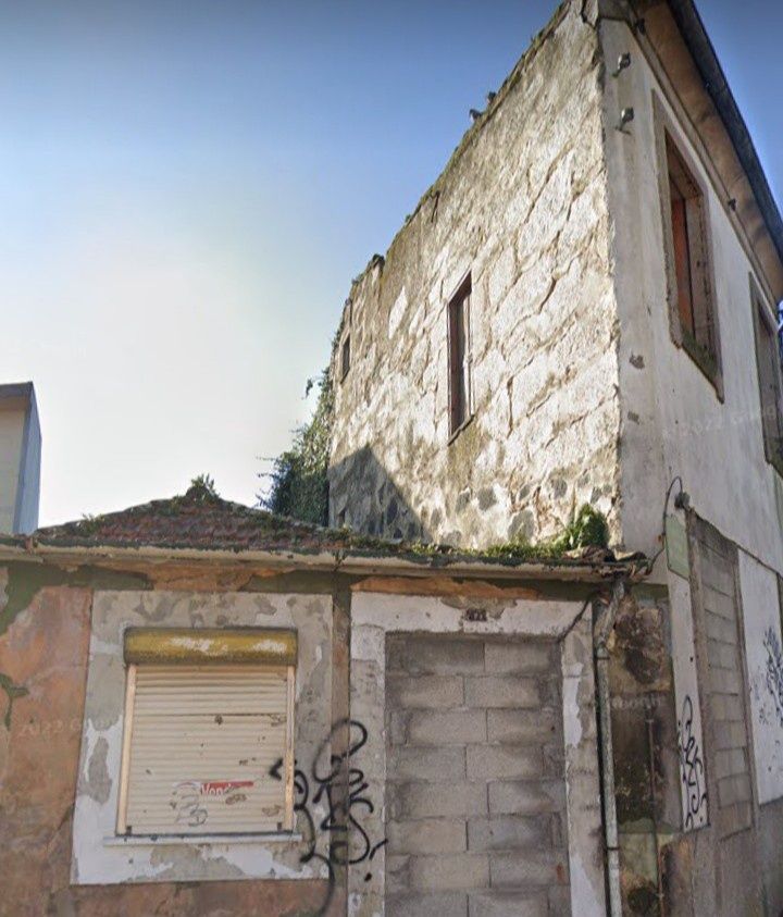 2 Moradias com terreno urbano para construção Porto