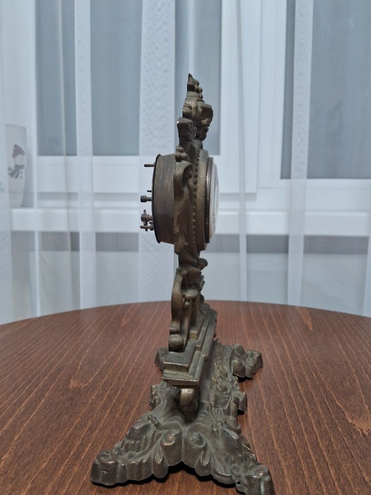 Часы  Антикварные