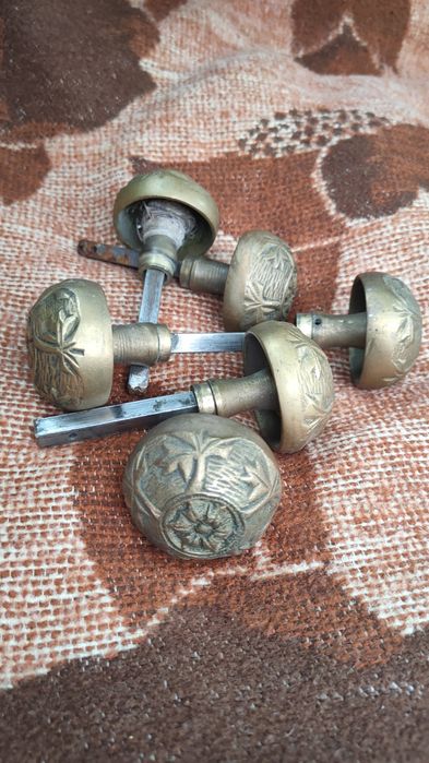 Klamki do drzwi mosiężne