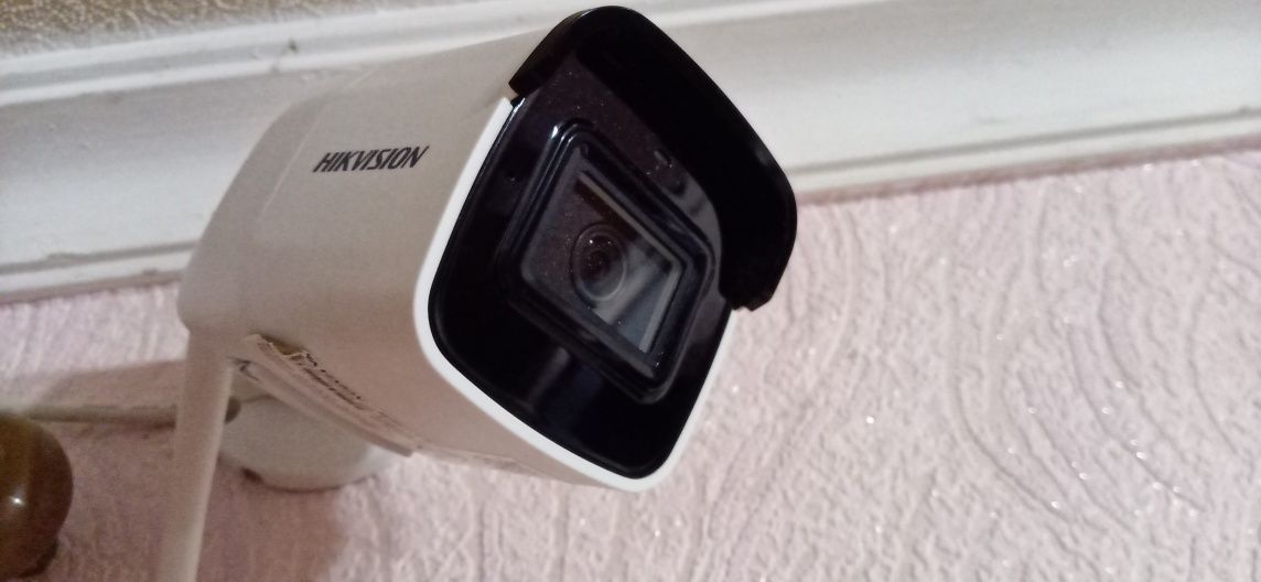 Hikvision DS-2CD2021G1-IDW1