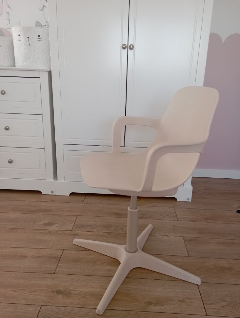 Krzesło obrotowe Ikea ODGER