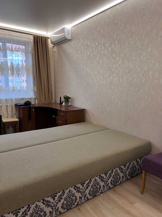 Екс! Продам 2к квартиру 52м2! Новий ремонт! Метро Академика Павлова!