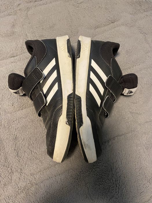 Кросівки Adidas 38p