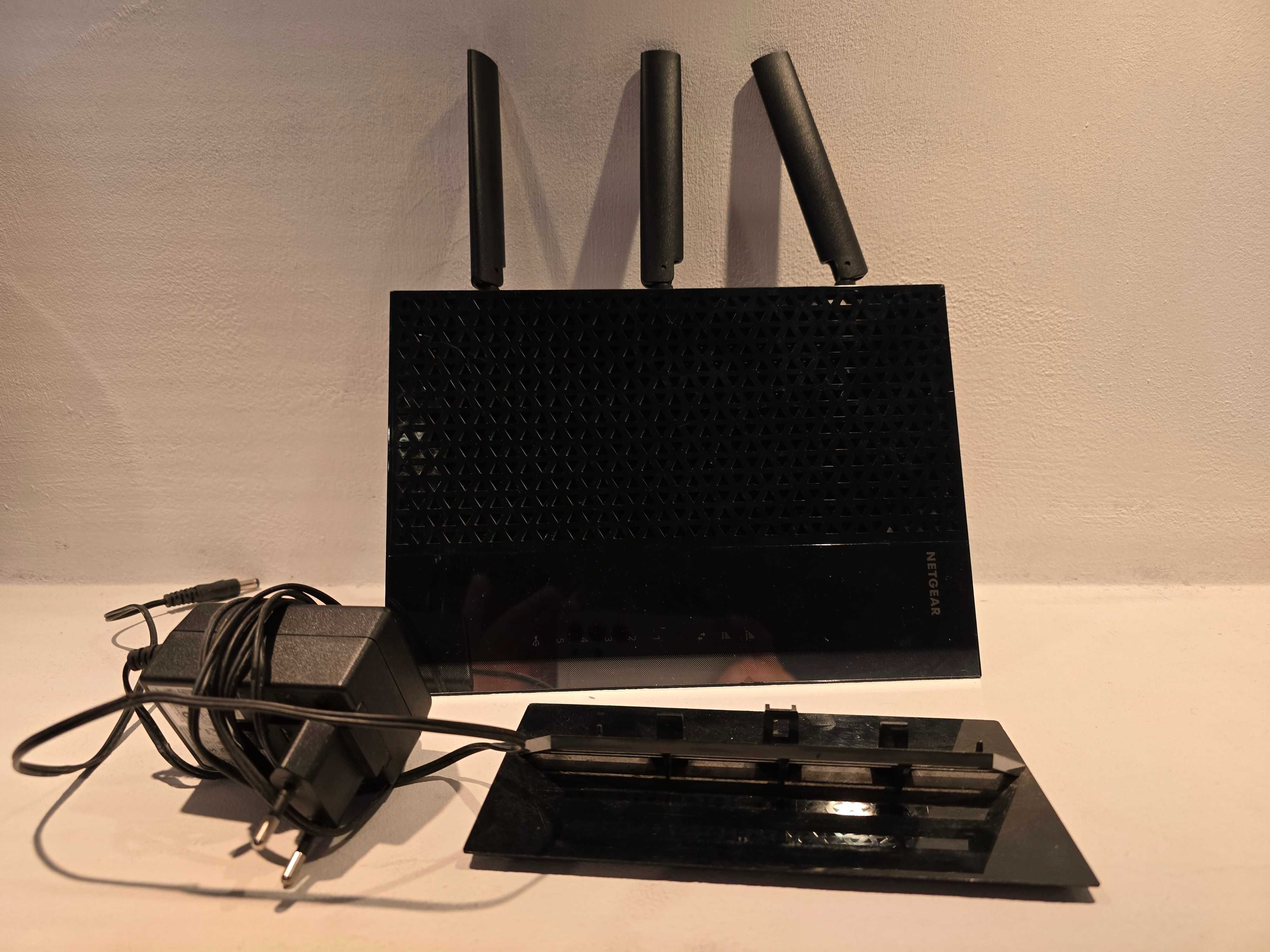 NETGEAR Nighthawk Smart Wi-Fi Router - AC1900 Como Novo