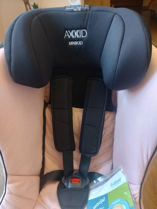 Fotelik samochodowy Axkid Minikid Asip ideal