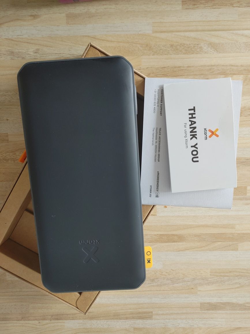 Power bank Xtorm Titan Pro USB-C 140W 24000mAh. Ładowanie laptopa!