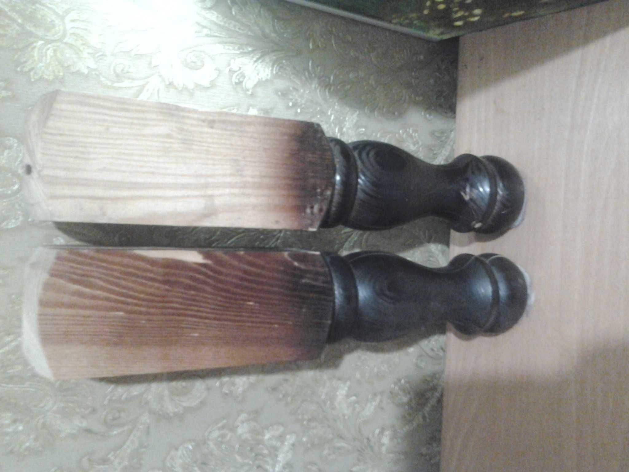 Старинные ножки из дерева