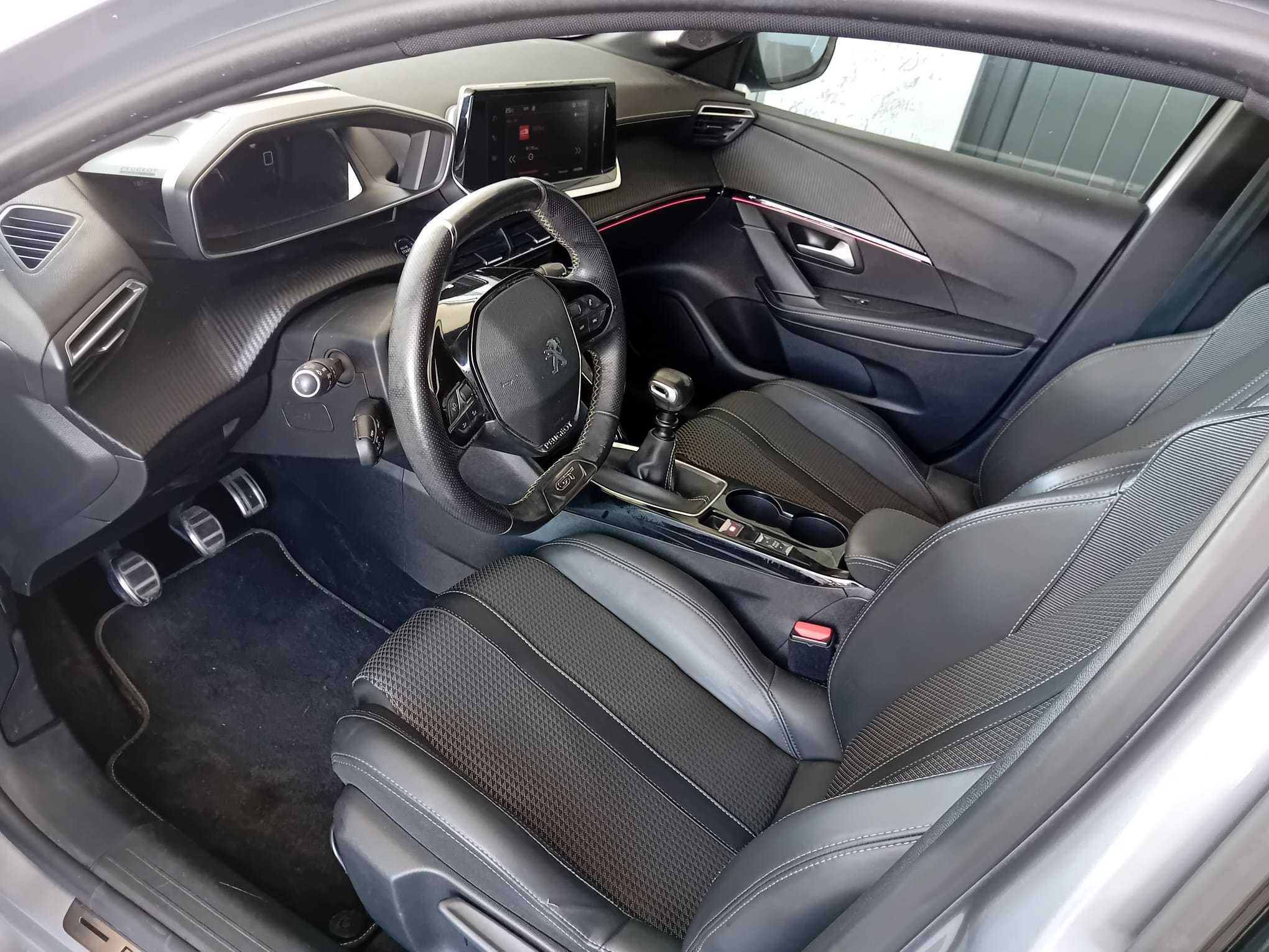 Peugeot 208 1.2 Puretch GT Line