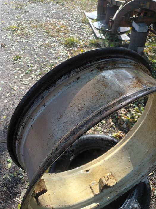Tarcza felgi do ursusa c 330