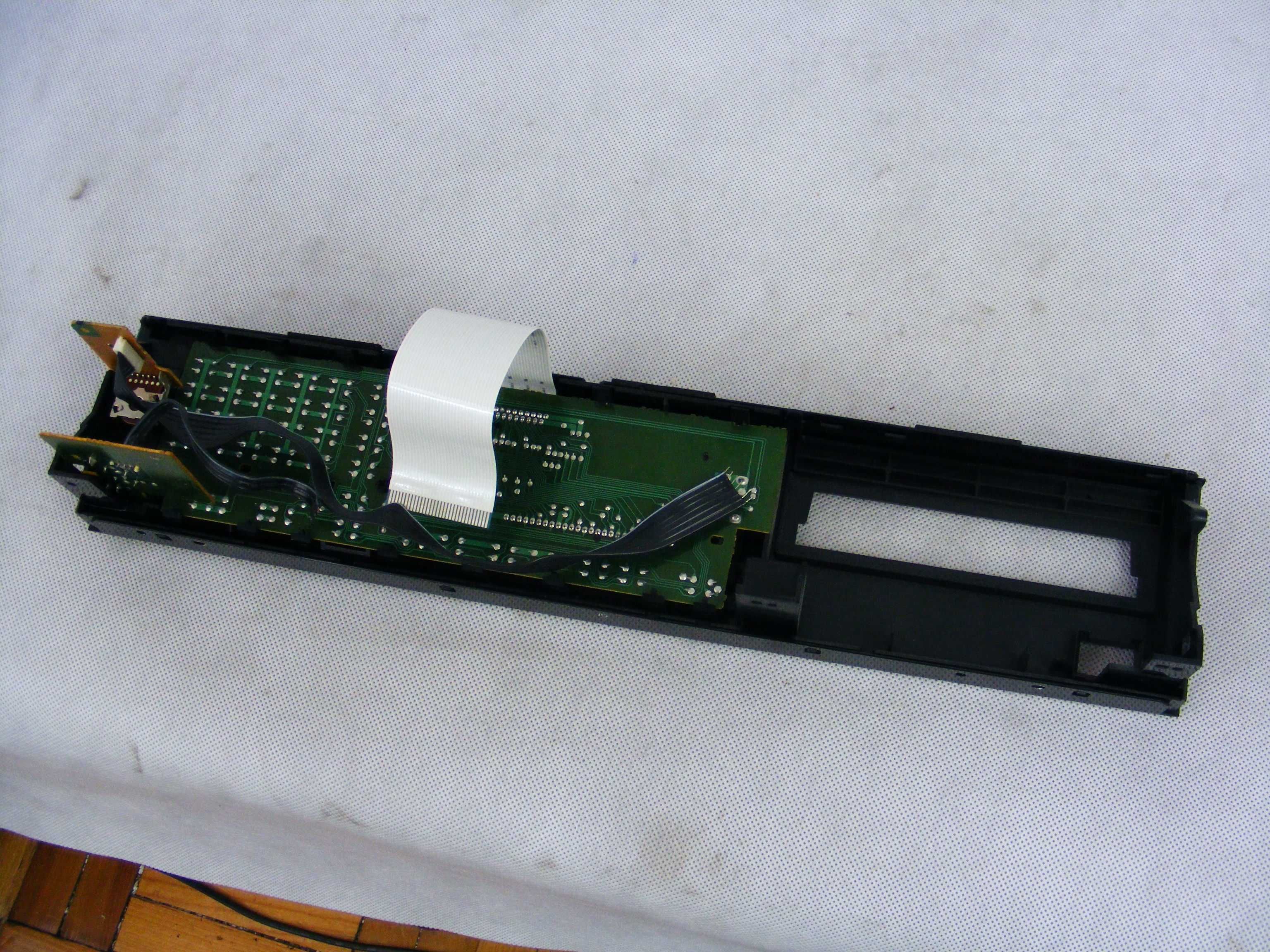 Kenwood DP-3020 - panel
