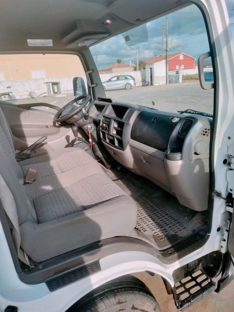 Nissan cabstar 2007