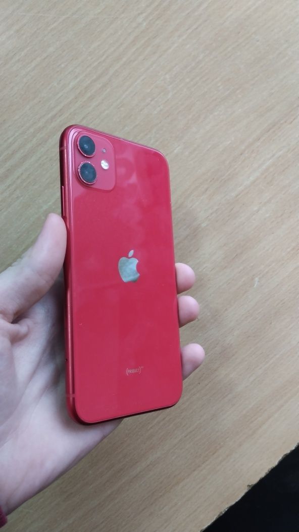 Продам iPhone 11 / 128 Gb