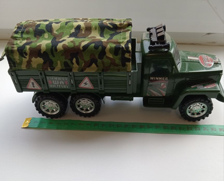 Машина военная,для цветовв