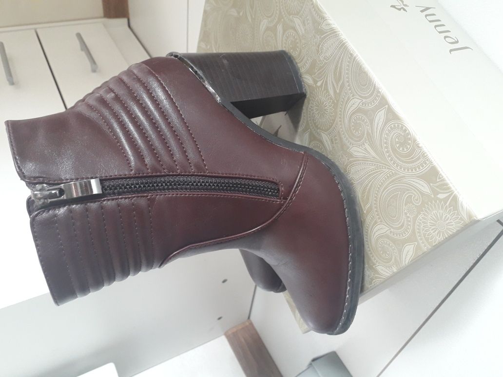 Botki bordowe 35