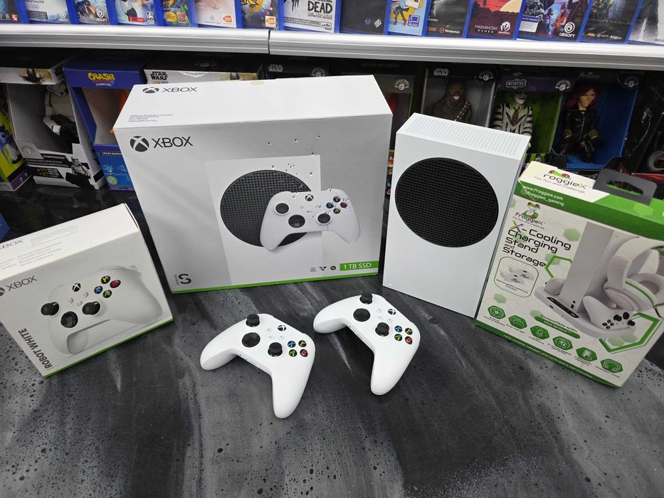 Konsola Xbox Series S 1TB +2 pady ładowarka Gwar 12 mc SKLEP ZAMIANA