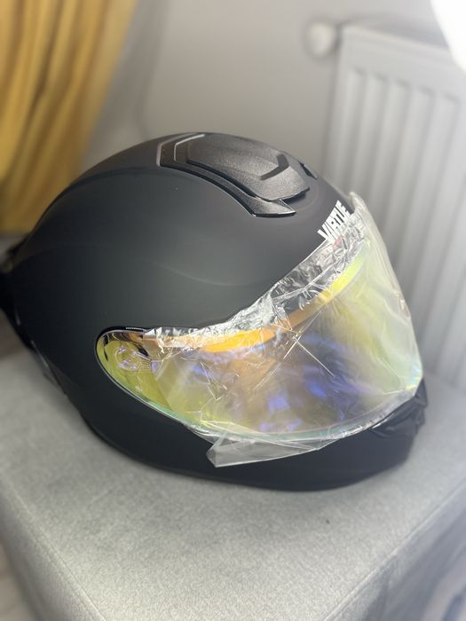 мотоциклетний шолом інтеграл VIRTUE MD-813