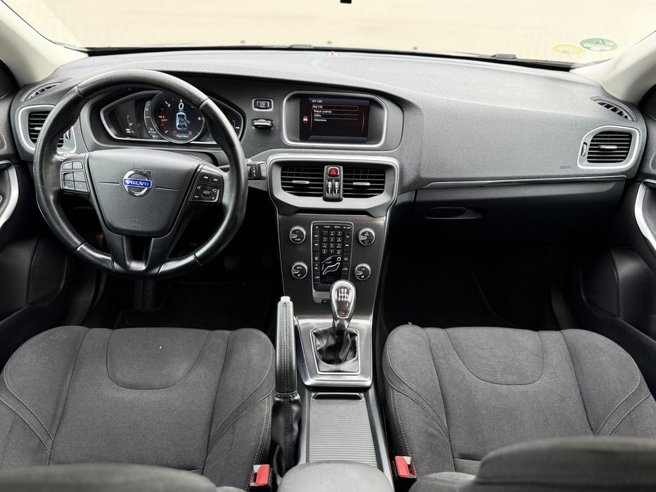 Volvo V40 D3 2.0 150KM 6 biegów_Sprowadzony_Zadbany_Bogata opcja_