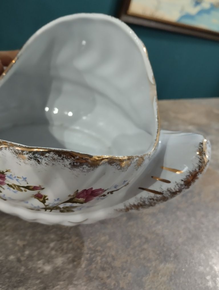 Łabądź Chodzież porcelana