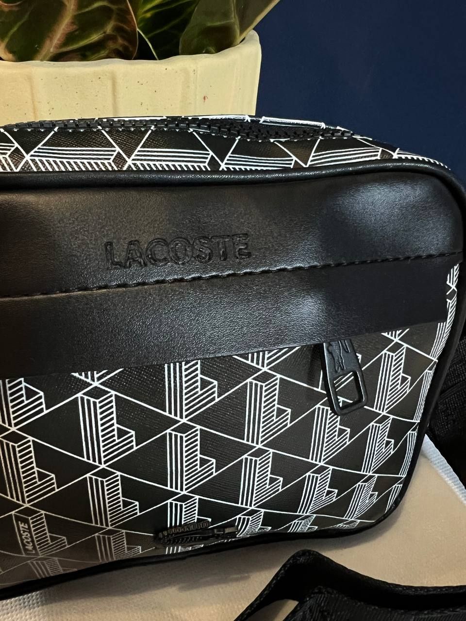 Чоловіча сумка месенджер Lacoste