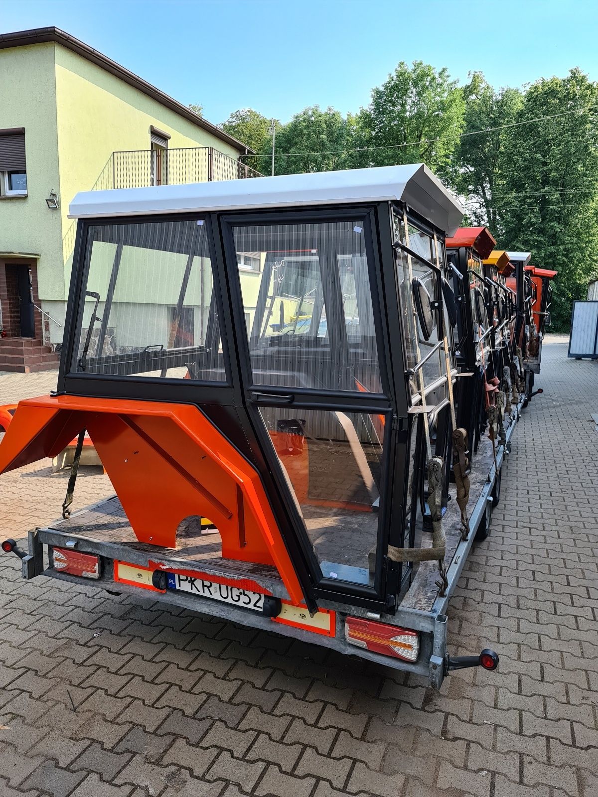 Kabina C330 TUR kabina C360 Kabina ciągnikowa C-360 C 330 C 4011 BIZON