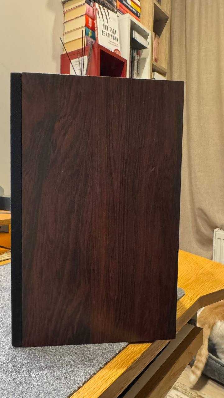 Акустика KEF C20