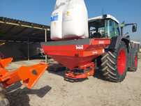 Rozsiewacz KUHN RAUCH mds  935 R2