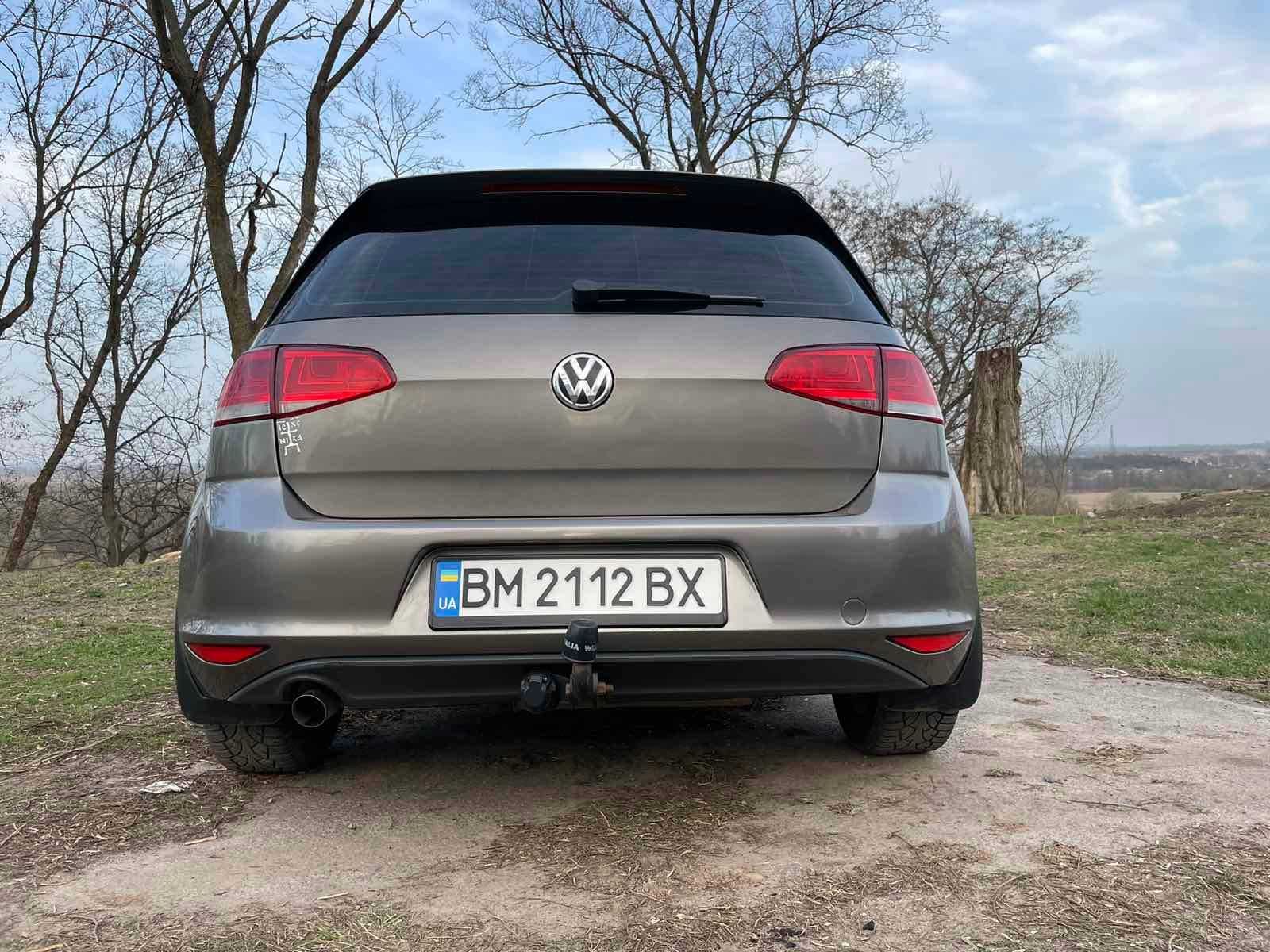 Volkswagen GOLF VII