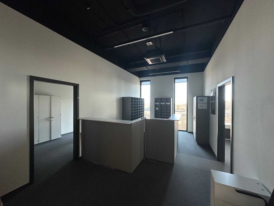 Lokal biurowy - 1000 m²  - idealne dla dużej firmy