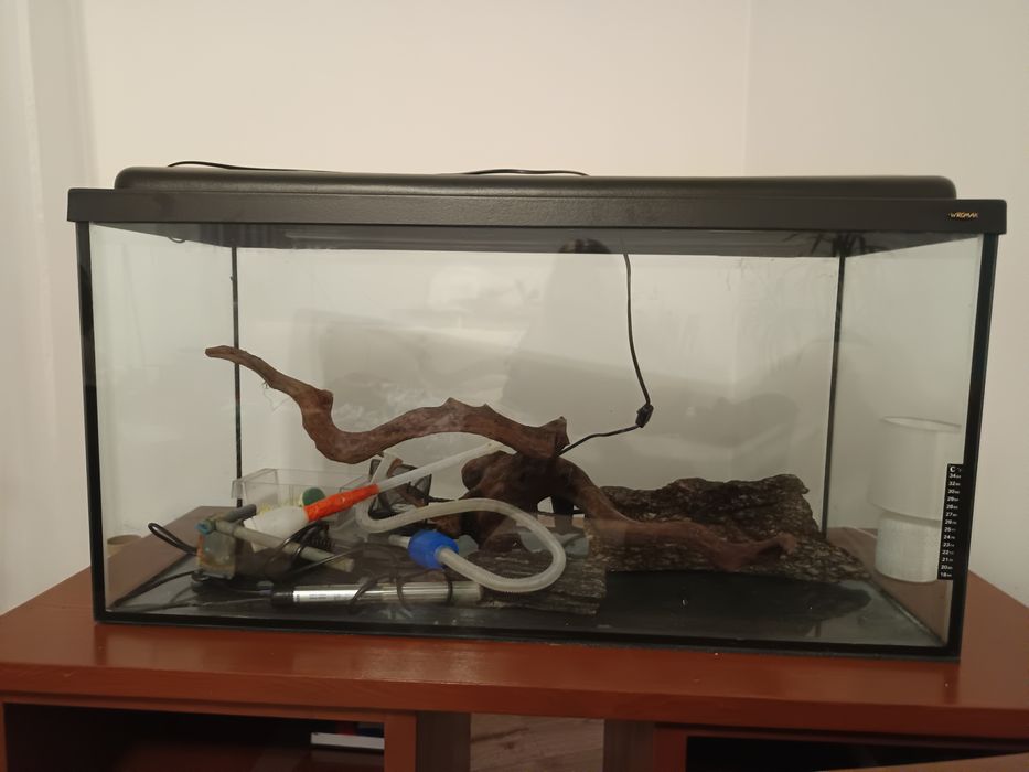 Akwarium 200l z pokrywą