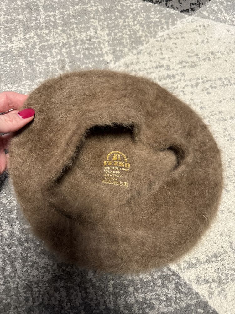 Beret krolik naturalny bezowy brazowy futro futrzany