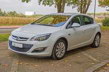 Opel Astra  J para peças.