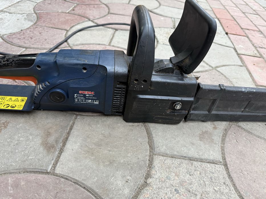 Продам электро пилу Stern