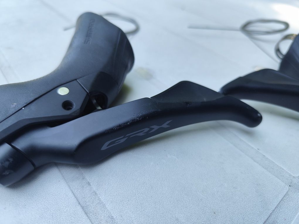 Klamkomanetki Shimano GRX RX600 2x11