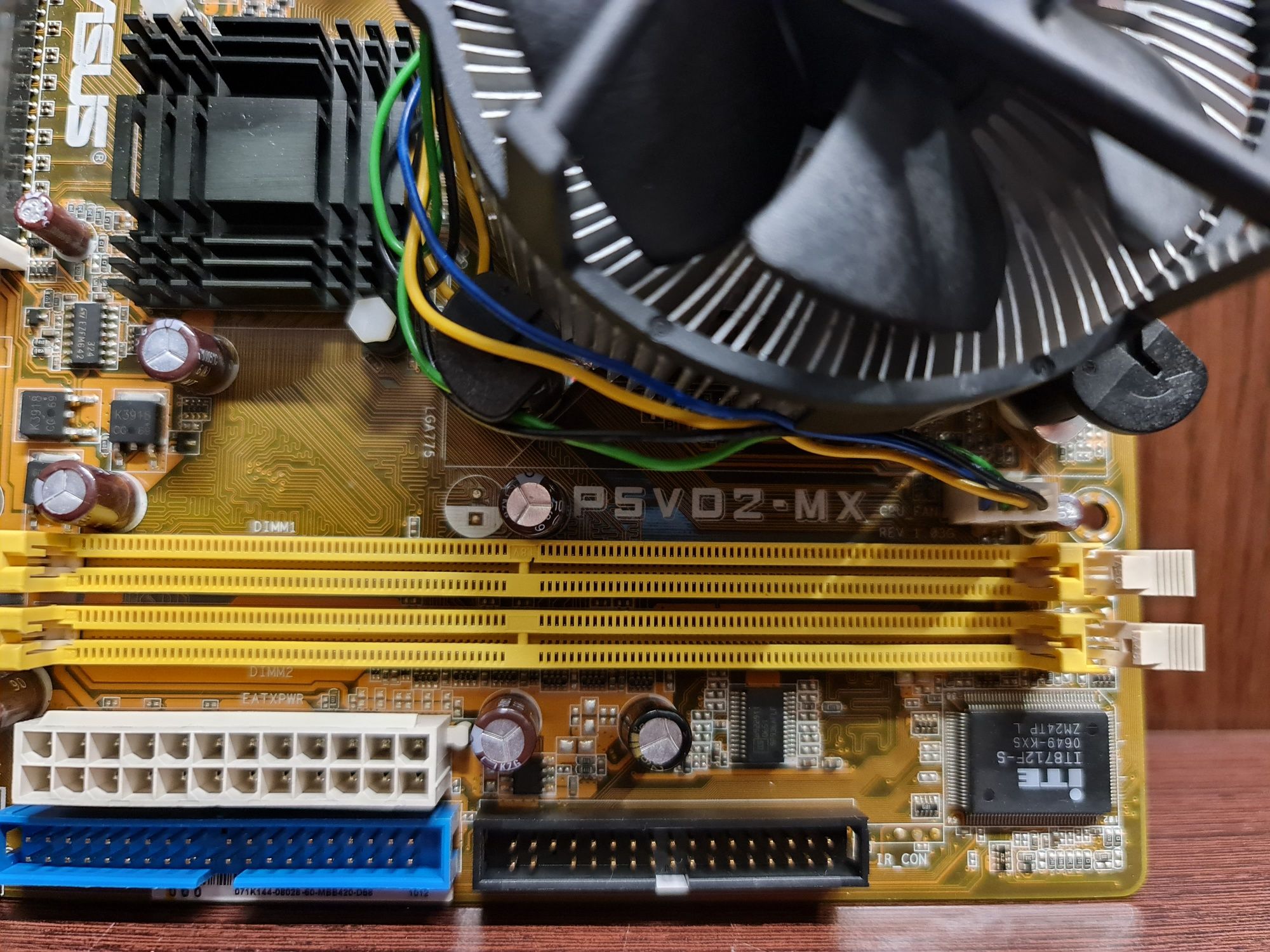 płyta P5VD2-MX + 1,5GB RAM + E4400+ CHŁODZENIE + GRAFIKA P1310