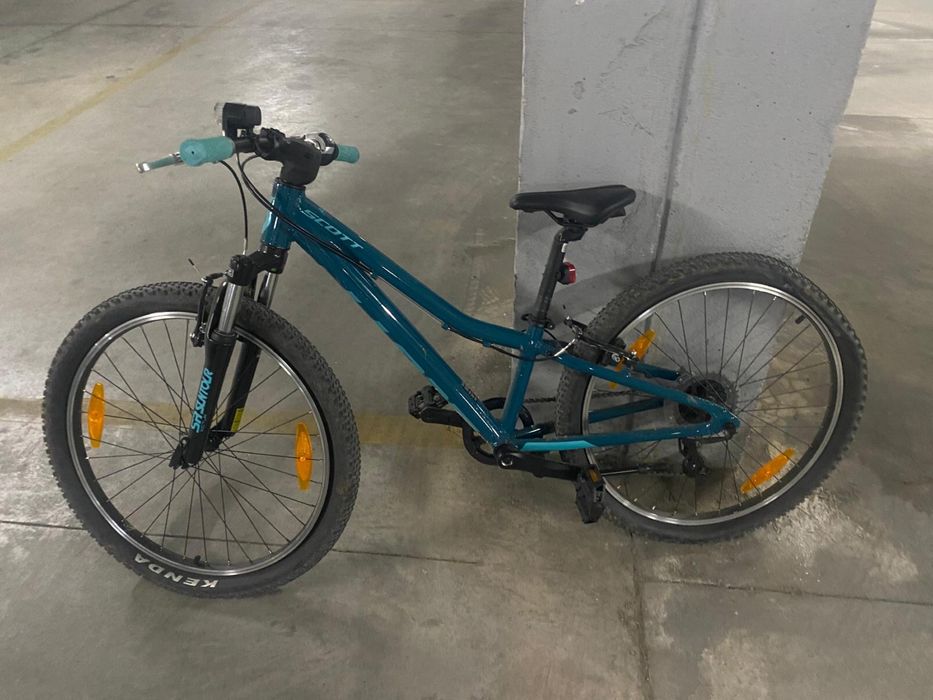 Bicicleta SCOTT Scale 24”