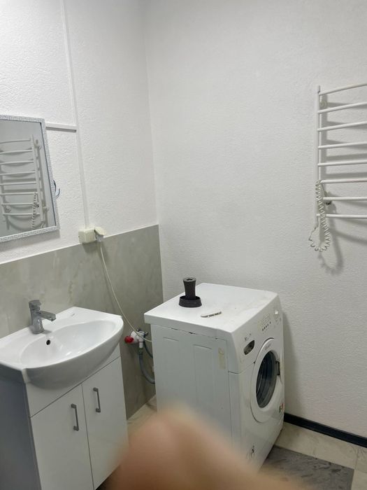 Оренда!Окремий вхід, можна з тварин. кв. в центрі м. Стрий . 1 поверх